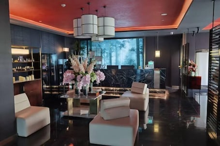 Cafeteria. Lavande Hotel (Longnan Changjiang Avenue)