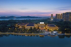 Exterior - Apollo Regalia Hotel & Resort (Yueyang)