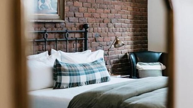 Premium bedding, down comforters, memory foam beds, in-room safe - The Inn (Buena Vista)