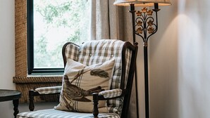 Classic Room | Premium bedding, down comforters, memory foam beds, in-room safe - The Inn (Buena Vista)
