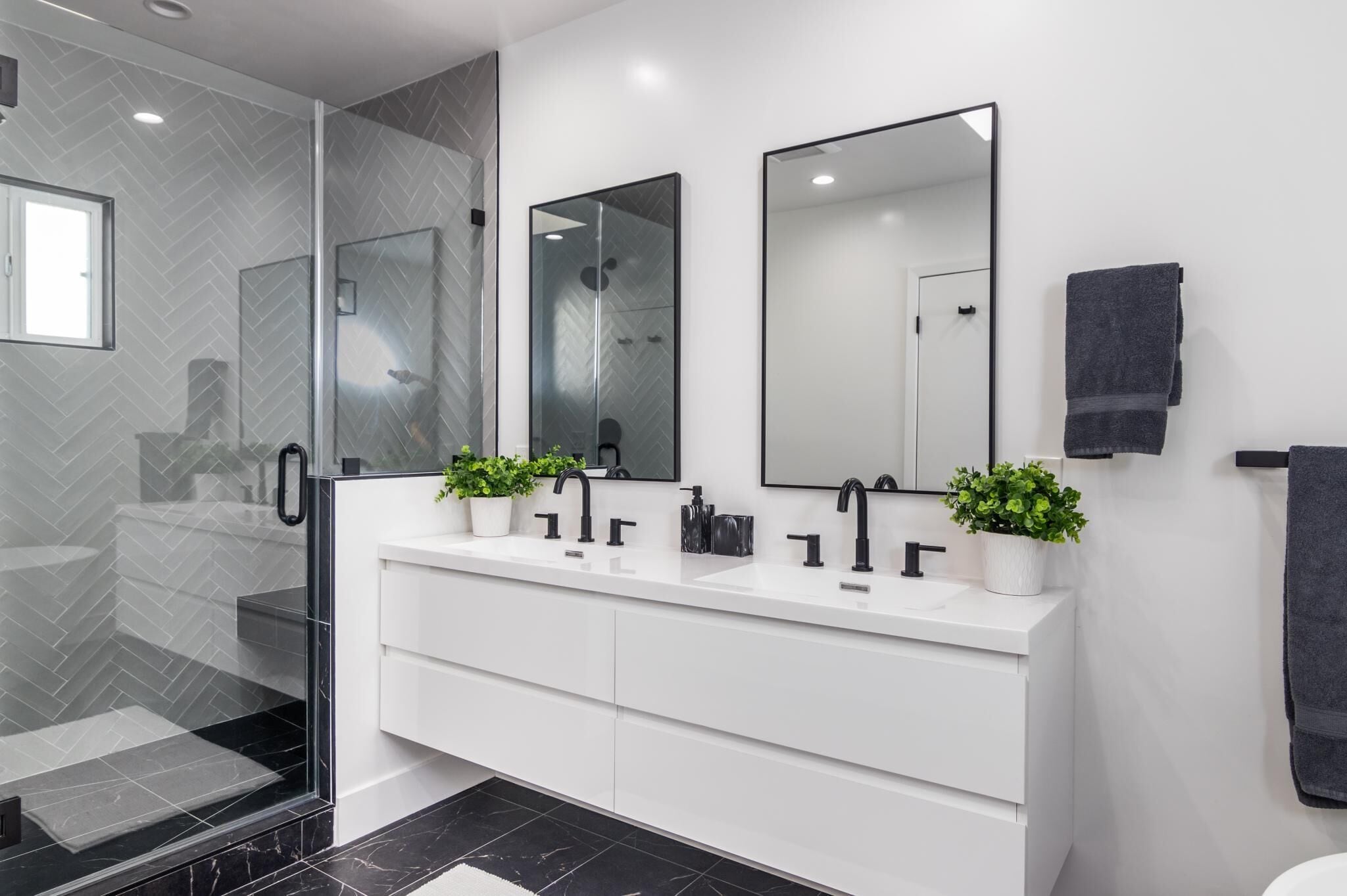 Bathtub, hair dryer, towels, soap