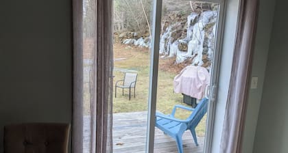 The Outlet House, Comfortable Cottage