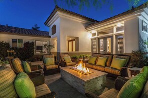 Unclassified image, 4 of 50, button