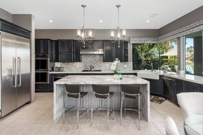 Unclassified image, 3 of 50, button