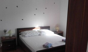 2 bedrooms, free WiFi, bed sheets