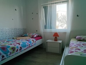 2 bedrooms, free WiFi, bed sheets