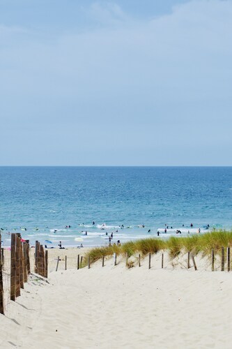 Surf House proche Plage des Estagnots