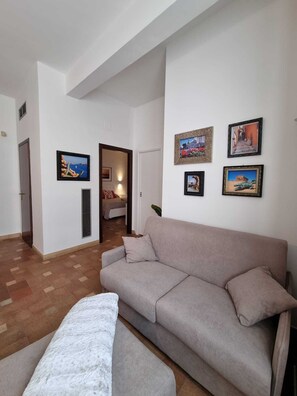 スマートテレビ、書庫