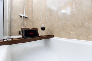 Bathroom - HC Property - The Retreat at Teesdale House (Barnard Castle)