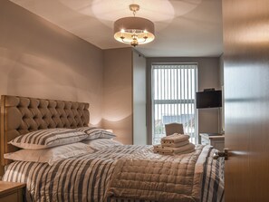 2 habitaciones, wifi gratis y ropa de cama 