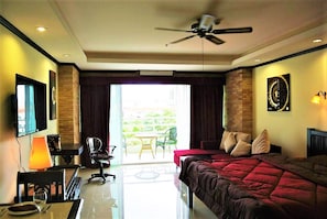Apartment, 1 Bedroom, Smoking, Balcony | 1 bedroom - View Talay 5 Studio Apartment - Close to the Beach (Pattaya)