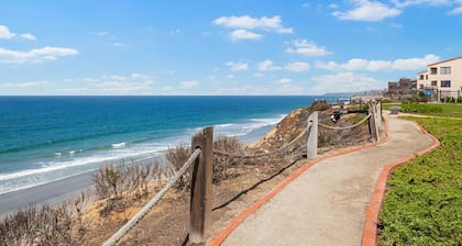 Highly Upgraded 2 Bedroom 2.5 Bath Condo Located in Gated Complex On the Bluff