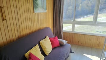 Standard Apartment | Living area