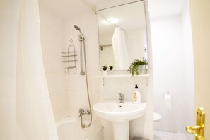 Ensemble baignoire-douche