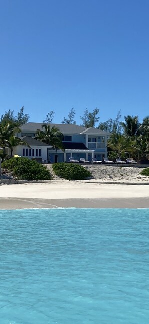 Exterior - 
BEAUTIFUL BEACH HOUSE ON  TAR BAY  HEATED POOL ,  BAR & GRILL (Exuma)