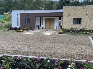 Exterior - Hermosa Casa Finca a 1 hora y media de Bogotá (Villeta)