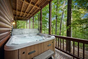 Bain à remous extérieur