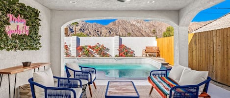 屋外プール、温水プール