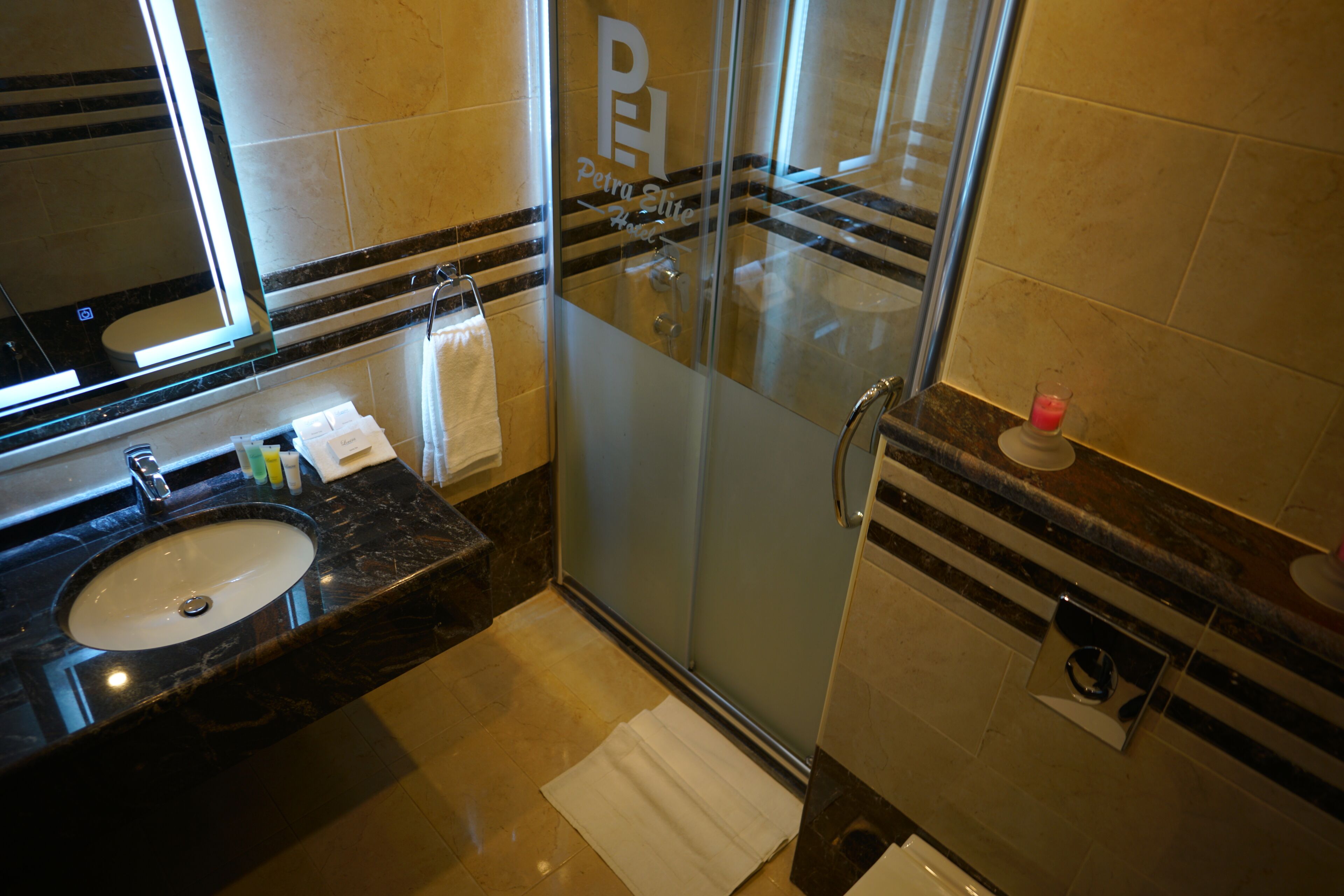 Foto - Petra Elite Hotel