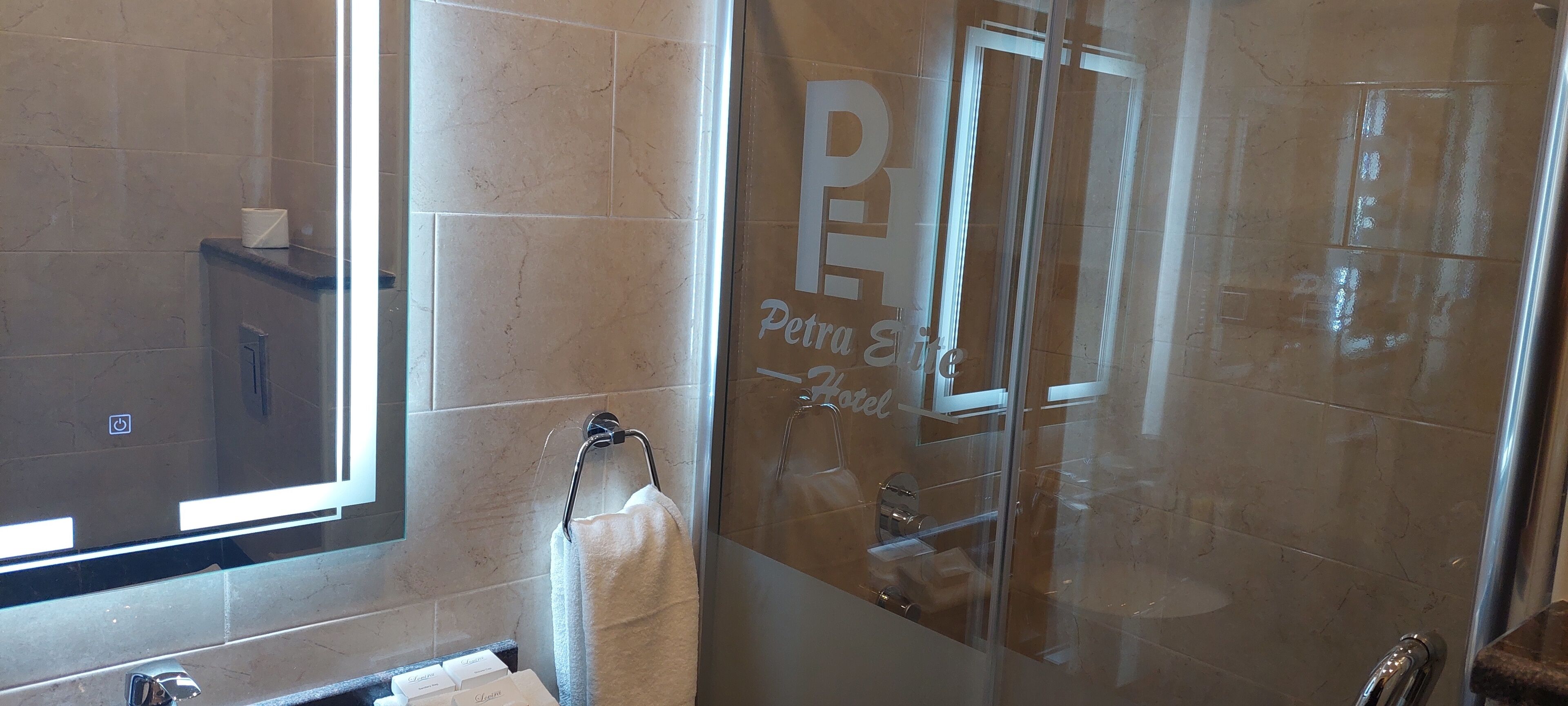 Foto - Petra Elite Hotel