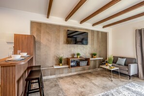 Smart TV - Bushiri's Long Life Studio w/Kingbed & Balcony #3 (Oranjestad)