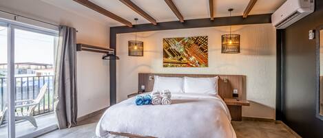 1 bedroom, in-room safe, iron/ironing board, travel cot