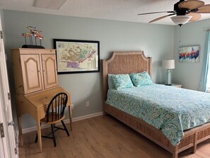 2 bedrooms, iron/ironing board, free WiFi, bed sheets - Spacious 2-Bedroom Condo in St. James Plantation (Southport)