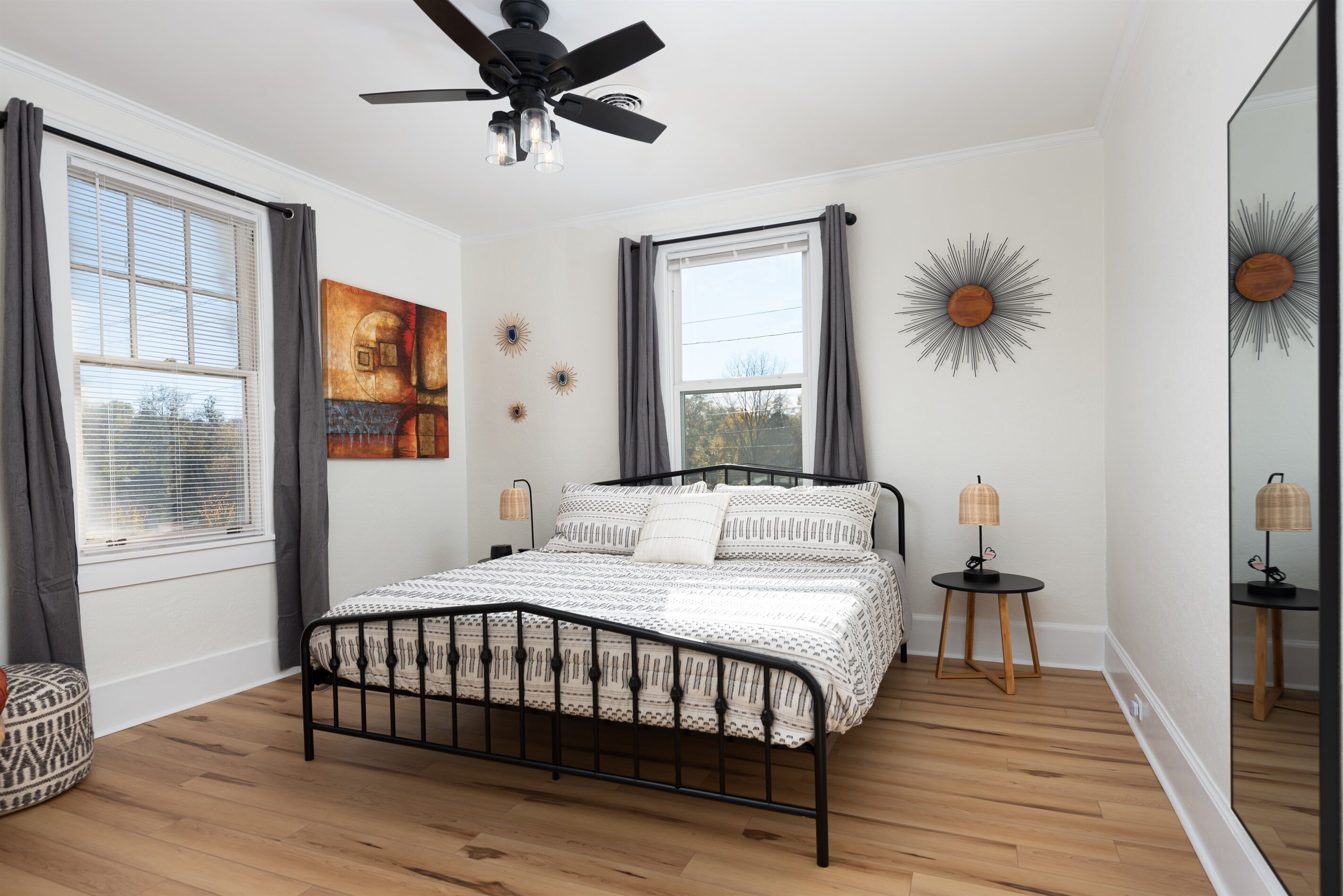 2 bedrooms, desk, iron/ironing board, free WiFi