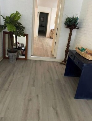 Interior - AMAZING HOME AWAY FROM HOME IN THE HEART OF SNELLVILLE (Snellville)