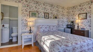 1 habitación, tabla de planchar con plancha, cuna de viaje y wifi