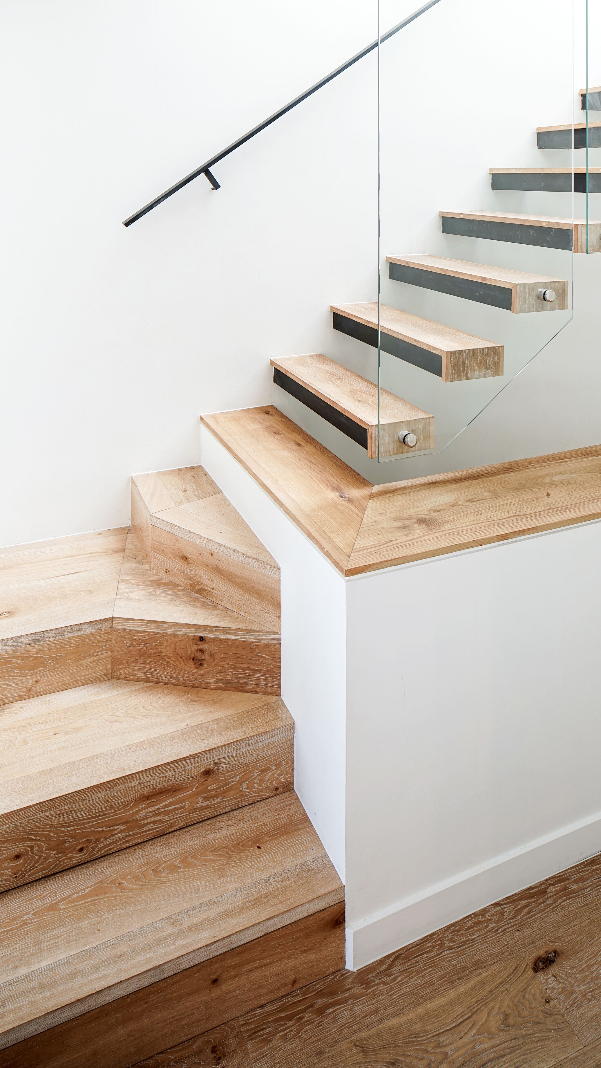 City Views In Brighton East — image 5