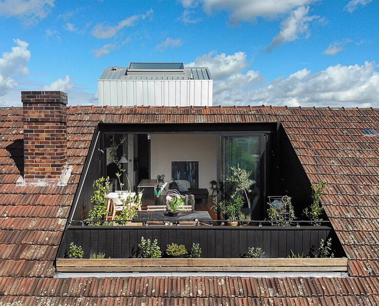 City Views In Brighton East — image 27