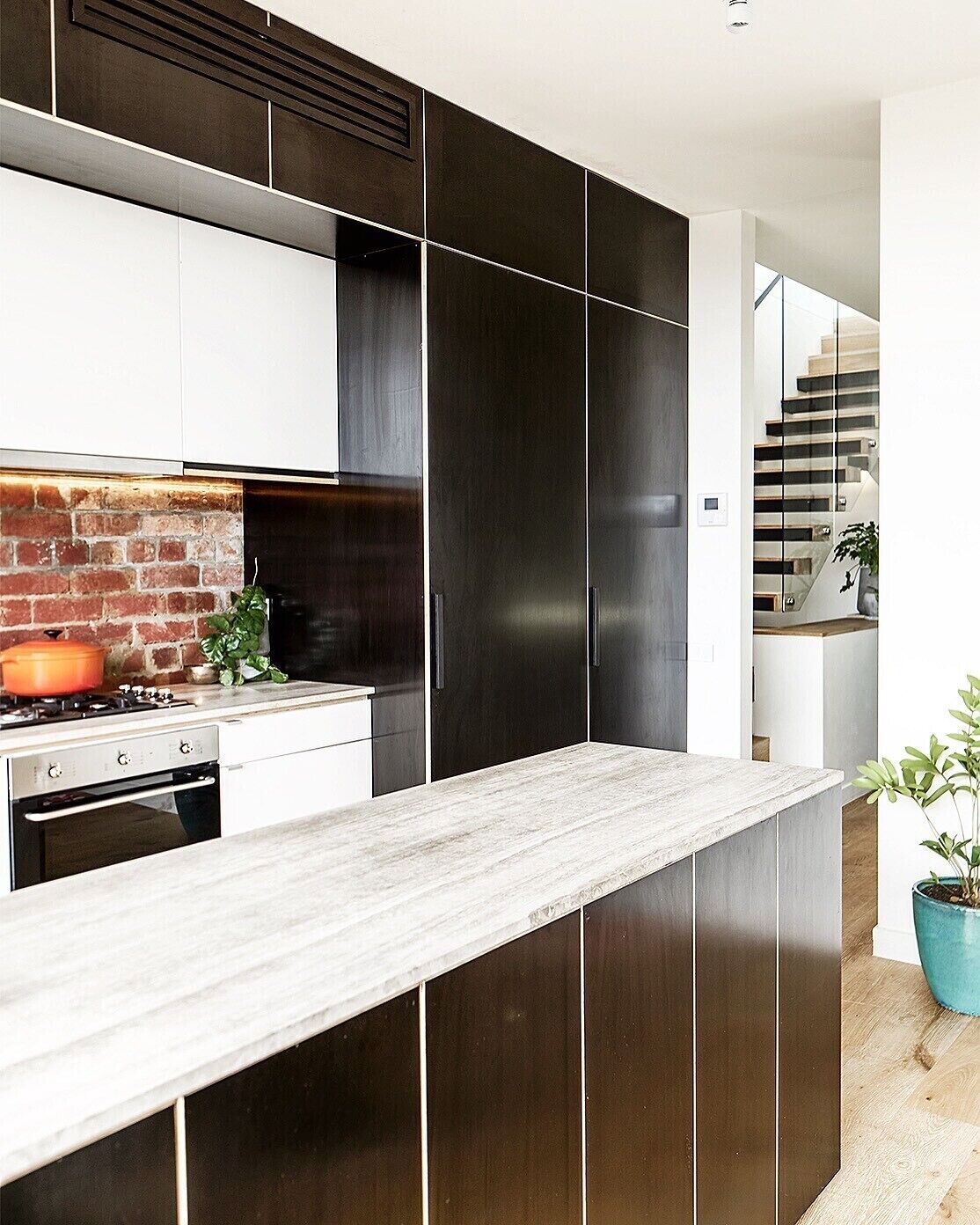 City Views In Brighton East — image 25