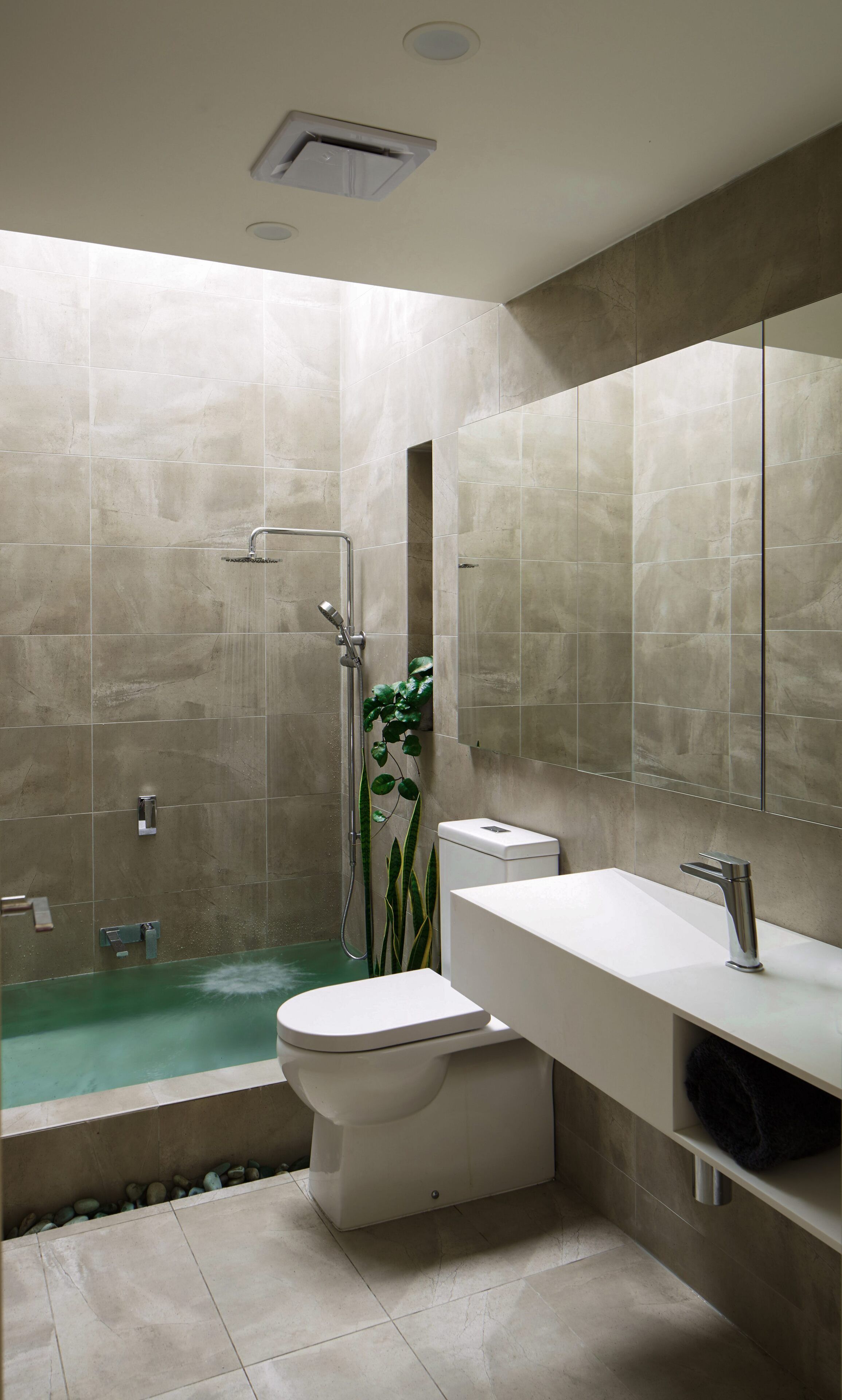 City Views In Brighton East — image 18