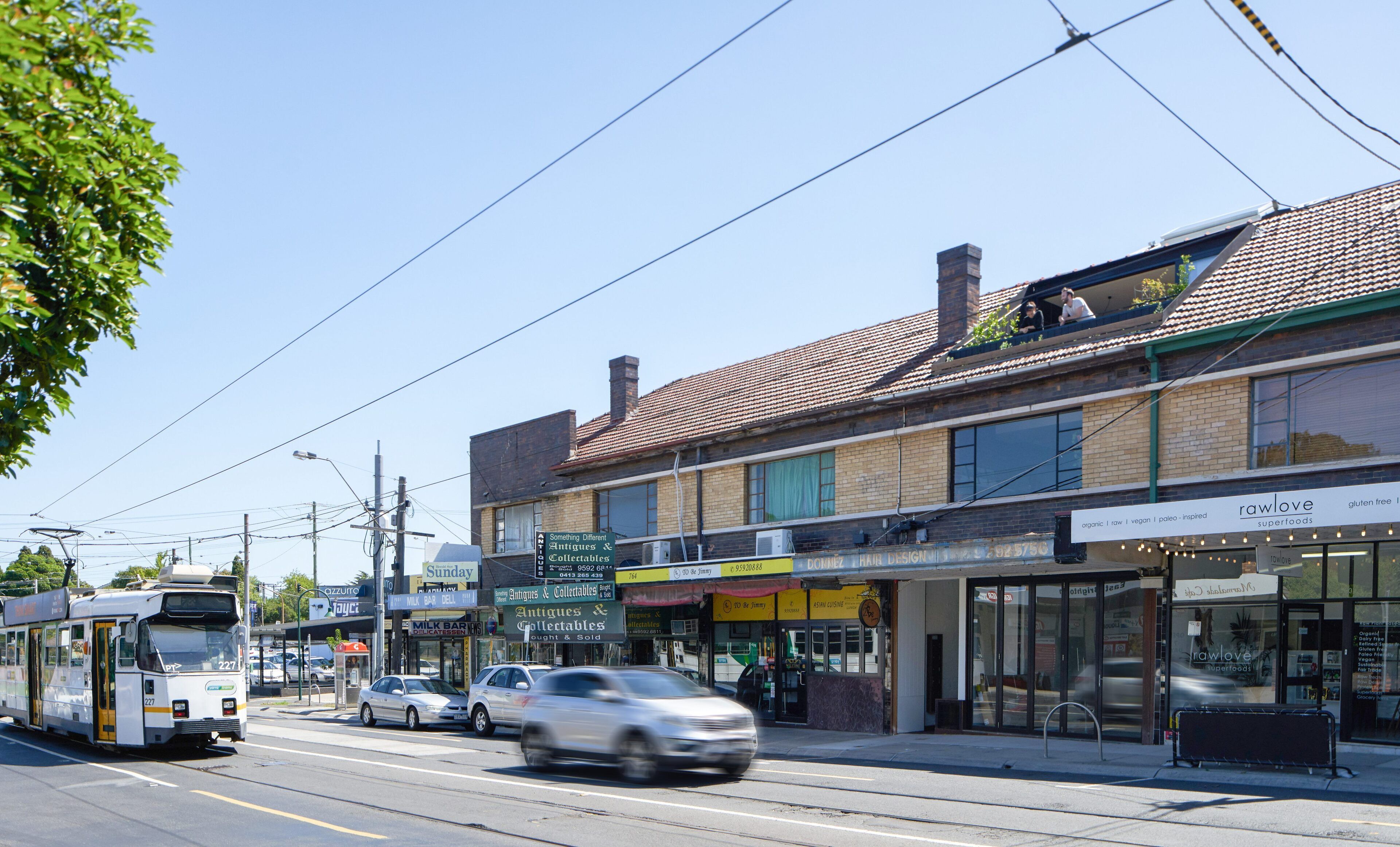 City Views In Brighton East — image 26