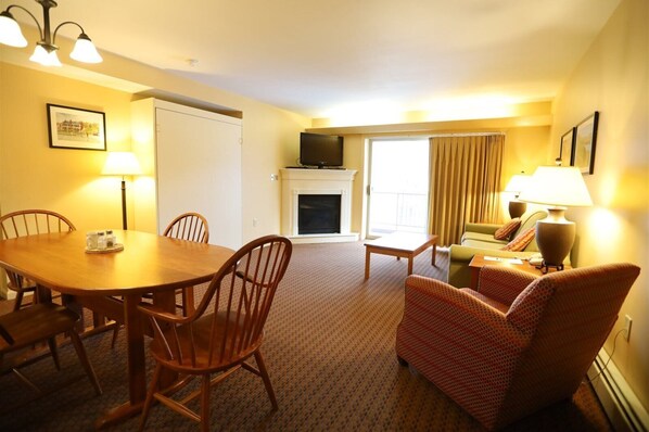 Condo (PB Feb 20th-27th, 1San, Lincoln) | Exterior