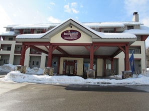 Condo (PB Feb 20th-27th, 1San, Lincoln) | Exterior