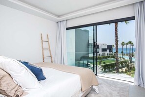 4 Schlafzimmer, Zimmersafe, Bügeleisen/Bügelbrett, kostenloses WLAN