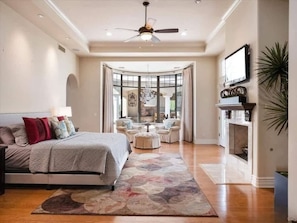 7 habitaciones, tabla de planchar con plancha, cuna de viaje y wifi