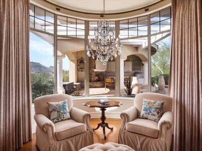 Pickleball+Theater+Gym+Heated Pool+Estate