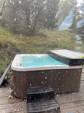 Bain à remous extérieur
