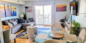 تلفزيون ذكي، مدفأة، تنس طاولة