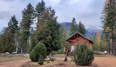 Mountain Cabin near Lake Pend Oreille, Schweitzer Resort, Sandpoint, Wilderness 