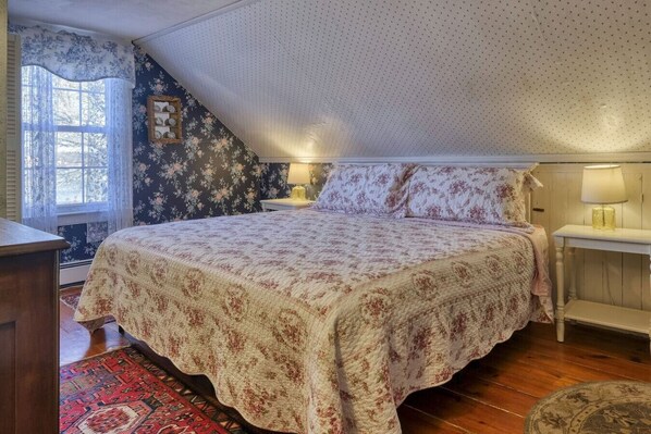 1 bedroom, iron/ironing board, travel cot, WiFi
