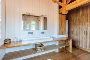 Bathroom - Apartment (CAP FERRET)
