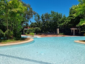 Piscine extérieure