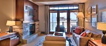 Modern Ski-in Mountainside Villa- One Village Place- Luxury