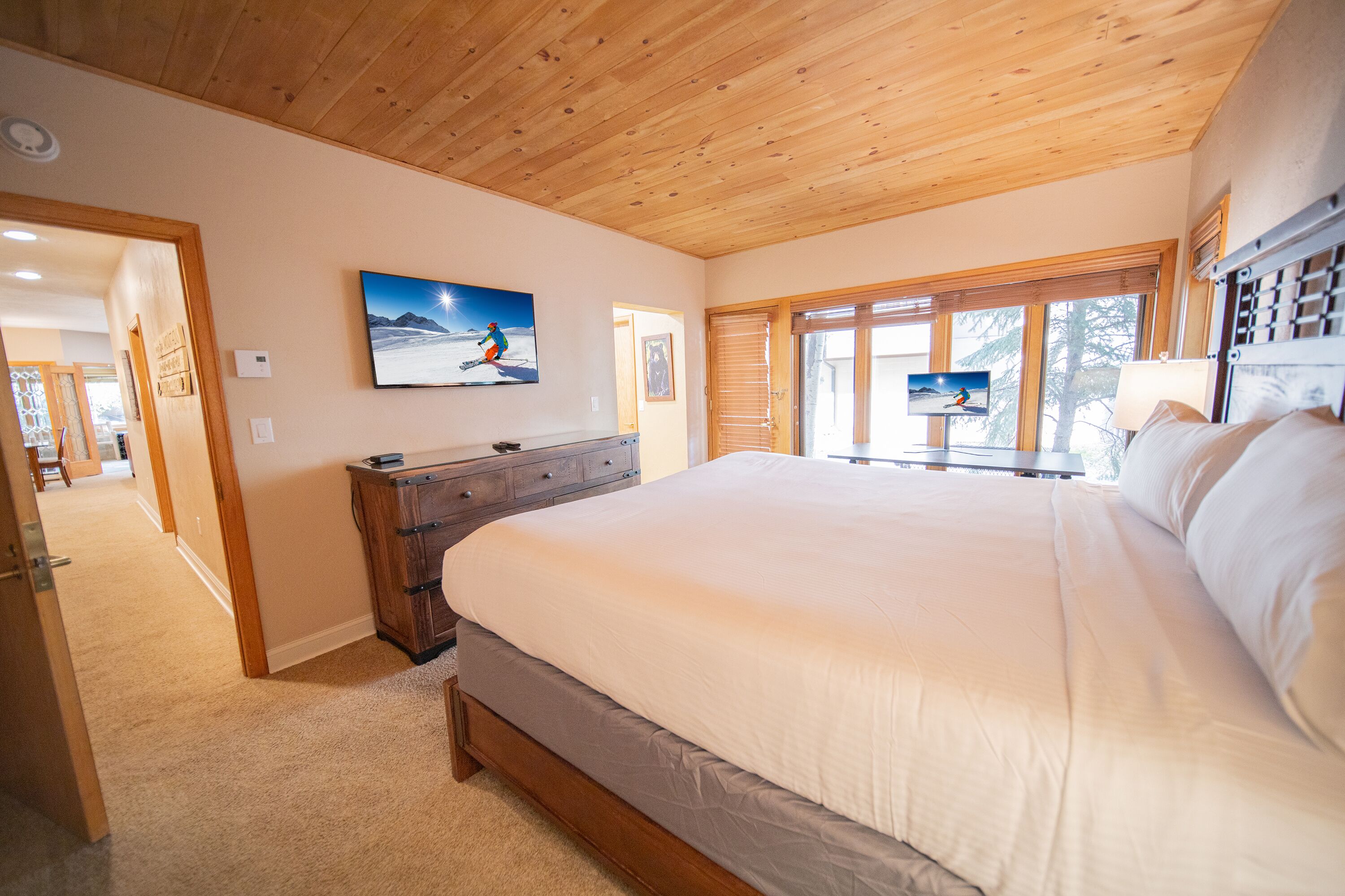 Deluxe Condo, 3 Bedrooms, Hot Tub, Resort View (Châteaux DuMont 2709) | 3 bedrooms, in-room safe, individually decorated, individually furnished