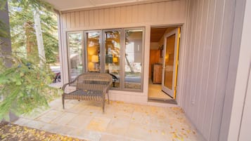 Deluxe Condo, 3 Bedrooms, Hot Tub, Resort View (Châteaux DuMont 2709) | Exterior