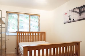 Basic House, Multiple Beds